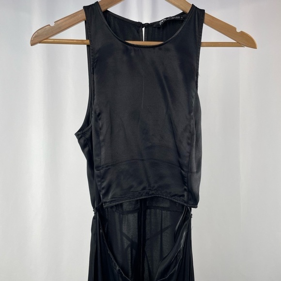 Zara Satin Cut Out Sleeveless Midi Dress in Black Size‎ Small - Picture 5 of 9
